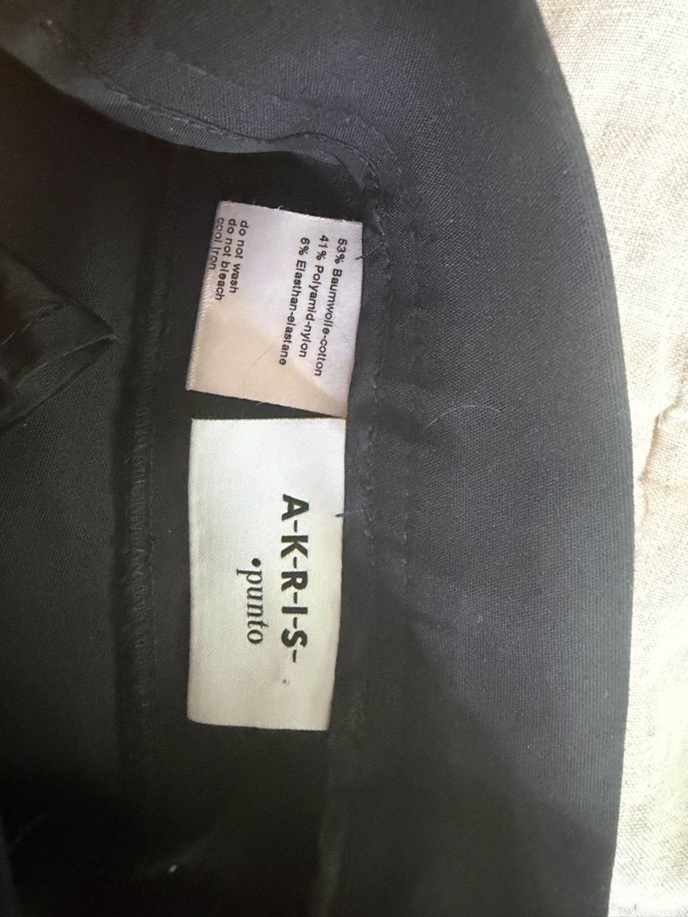 AKRIS OUBTO black straight trousers size 4